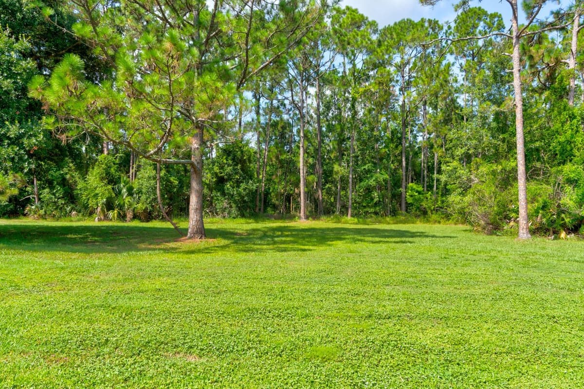 317 GLENBRIAR CIRCLE — photo 13 of 32