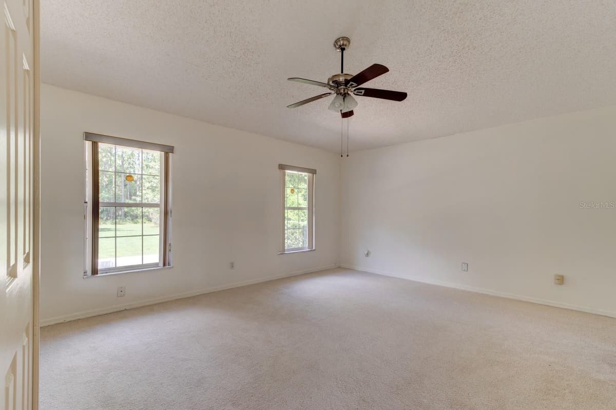 317 GLENBRIAR CIRCLE — photo 26 of 32