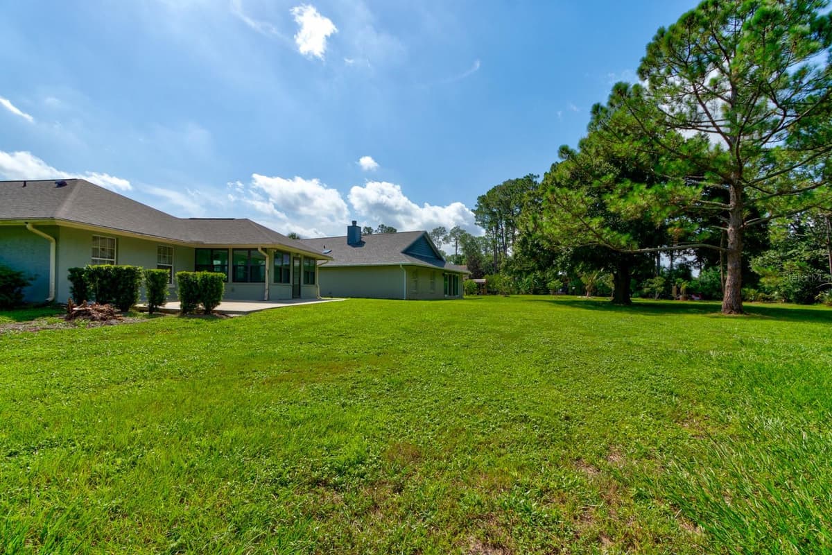 317 GLENBRIAR CIRCLE — photo 16 of 32