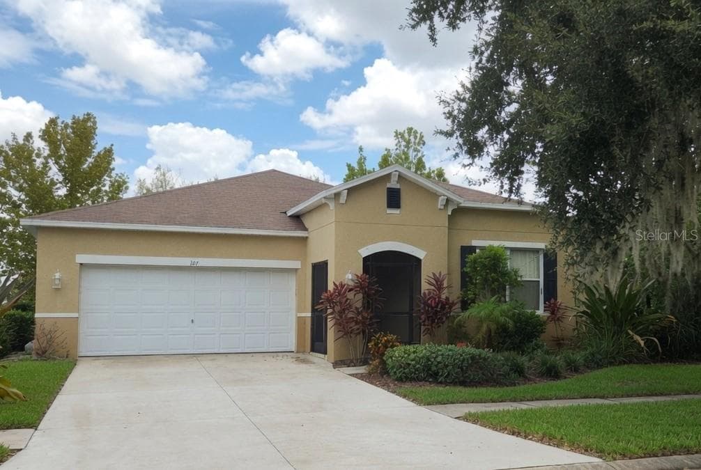 107 SLIPPER KEY ROAD — photo 1 of 20