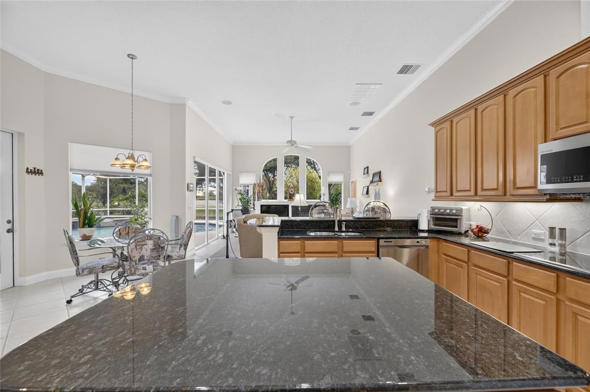7508 DUNBRIDGE DRIVE — photo 10 of 66