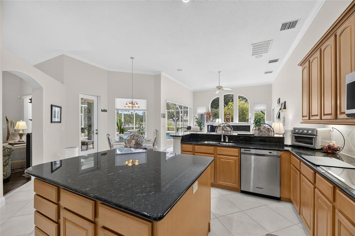 7508 DUNBRIDGE DRIVE — photo 27 of 66