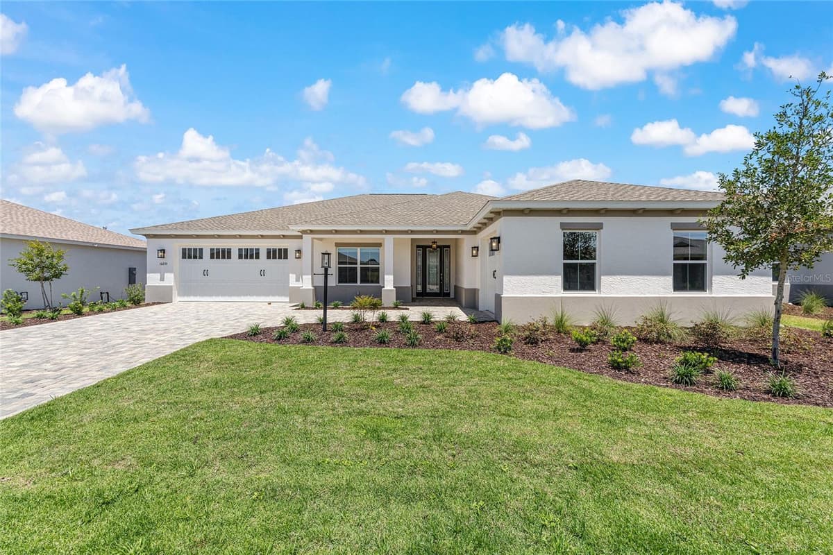 10233 82ND PLACE ROAD — photo 4 of 41