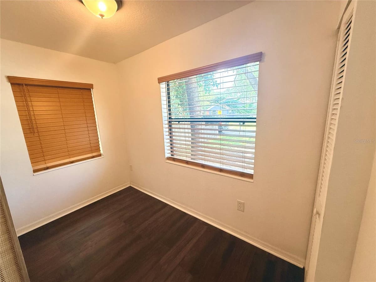 2852 59TH AVENUE — photo 13 of 25