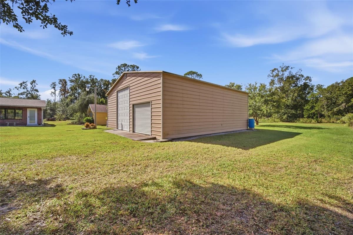 9240 MOORE ROAD — photo 40 of 54