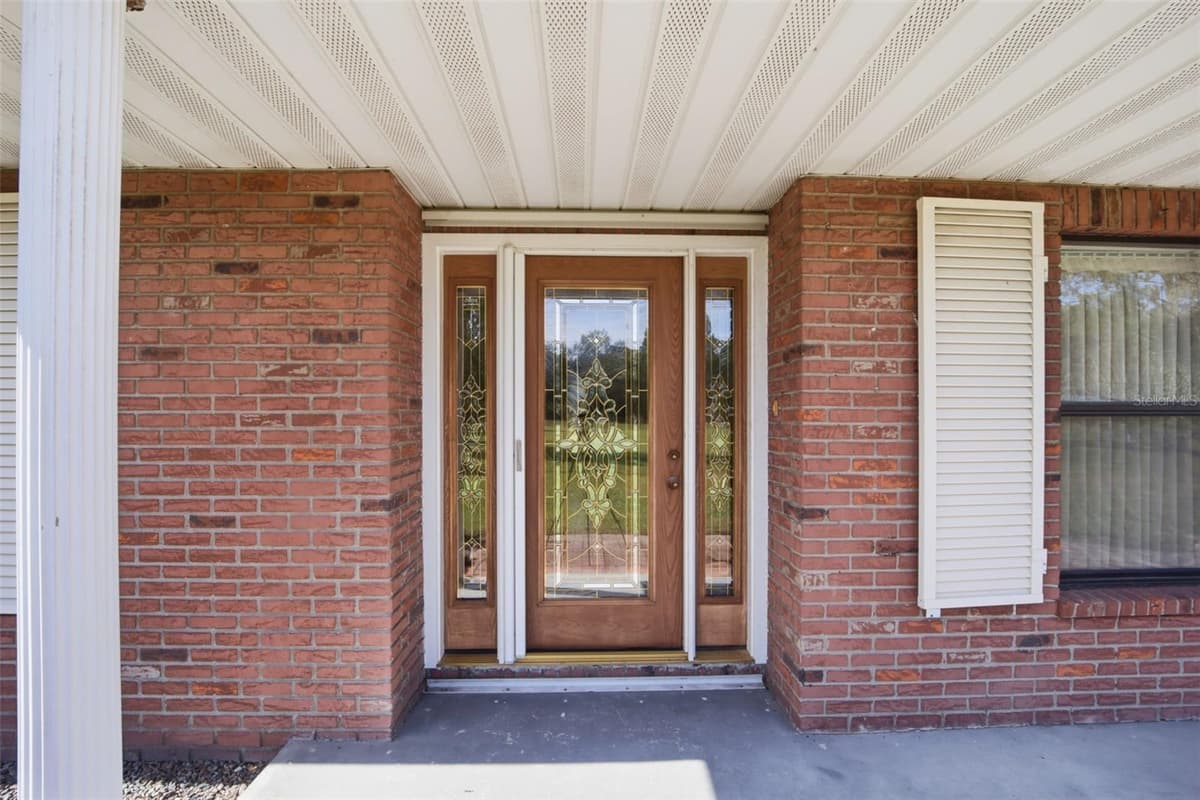 9240 MOORE ROAD — photo 12 of 54