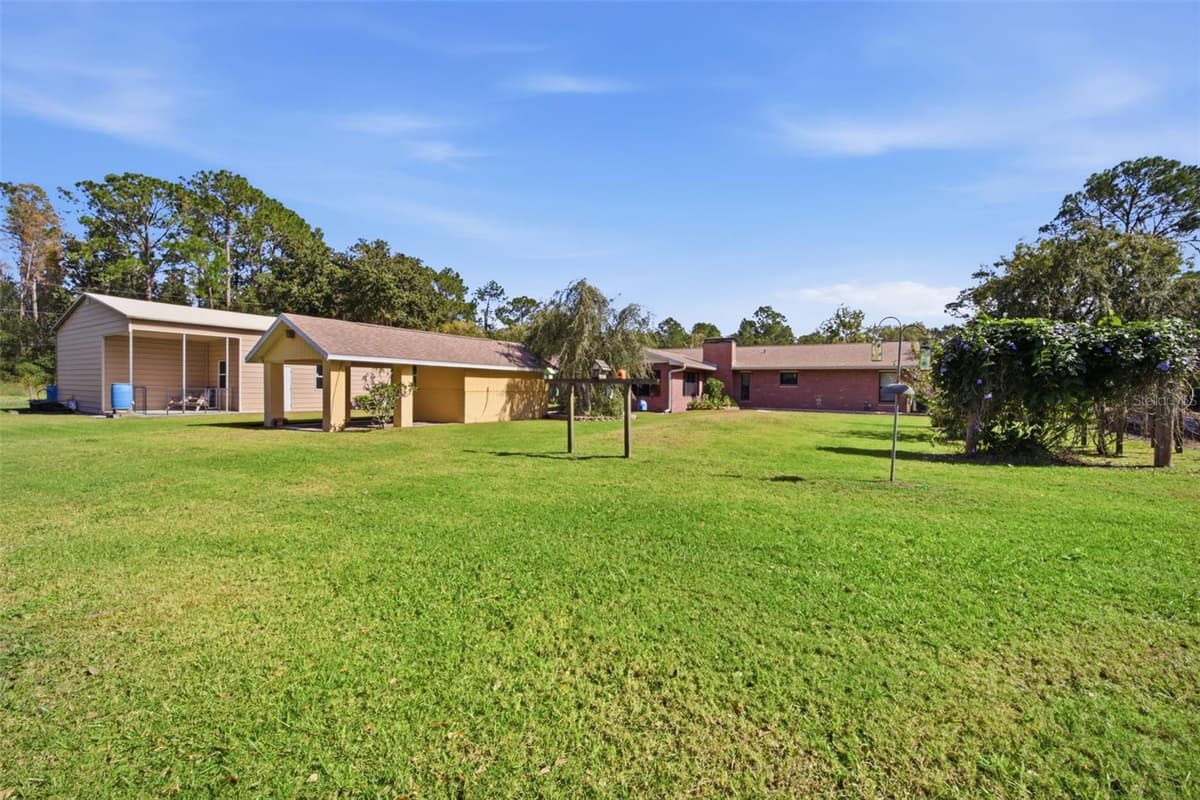 9240 MOORE ROAD — photo 42 of 54