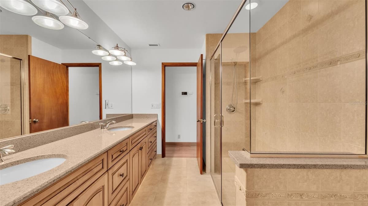 9240 MOORE ROAD — photo 31 of 54
