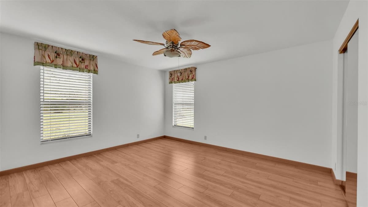 9240 MOORE ROAD — photo 37 of 54
