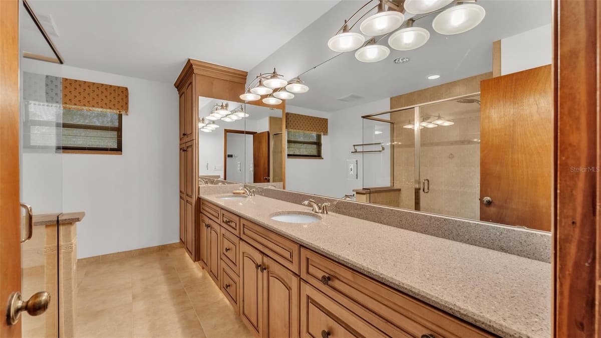 9240 MOORE ROAD — photo 30 of 54
