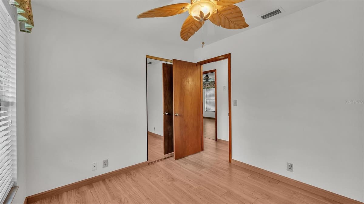 9240 MOORE ROAD — photo 35 of 54