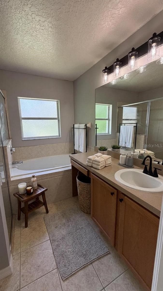 649 MACON DRIVE — photo 12 of 38