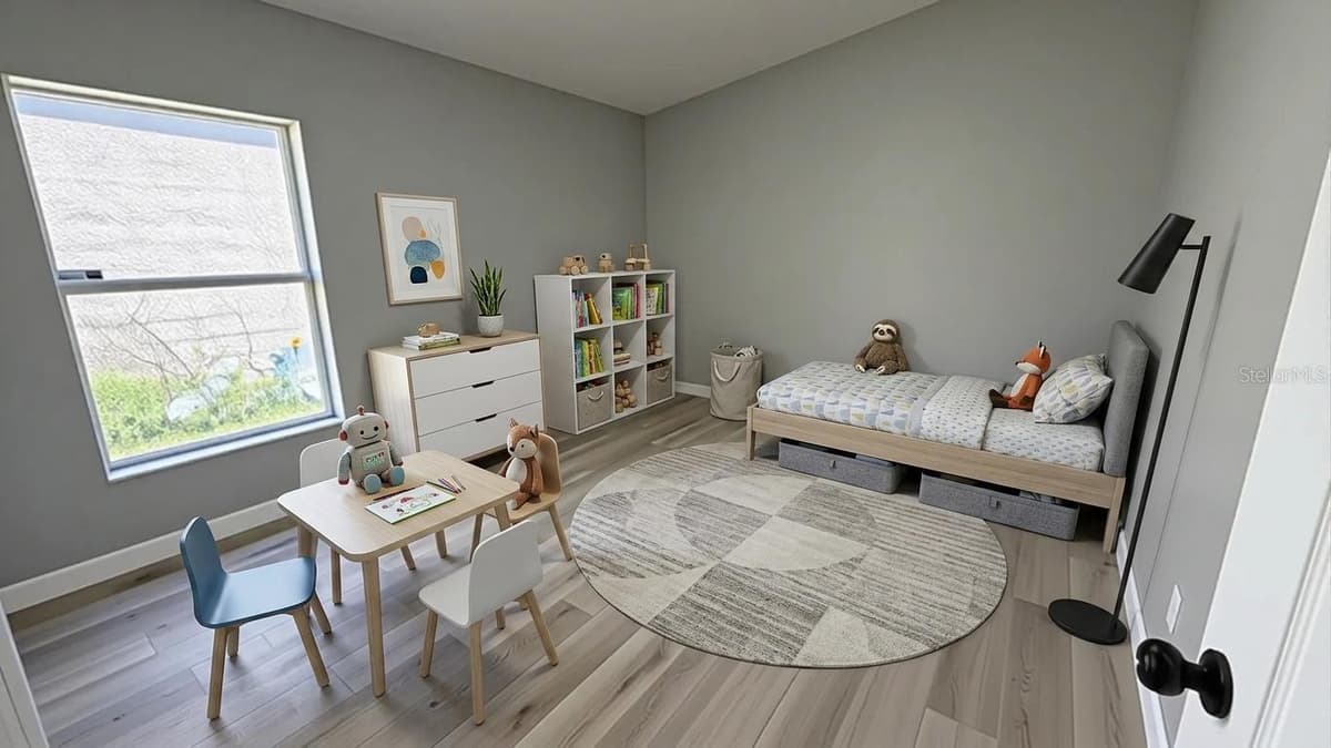 649 MACON DRIVE — photo 10 of 38