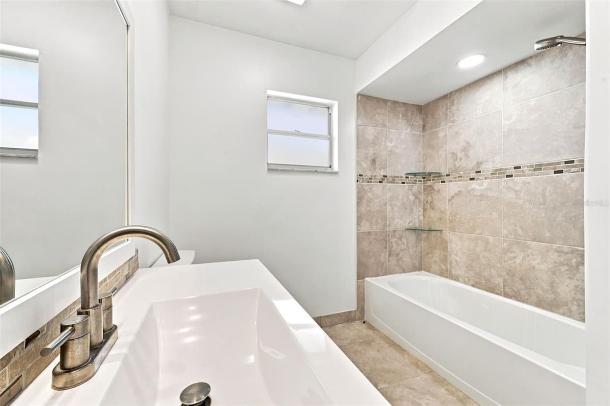 1289 DANDELION DRIVE — photo 18 of 41