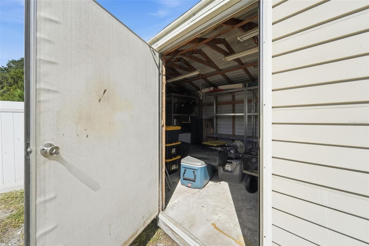1289 DANDELION DRIVE — photo 31 of 41