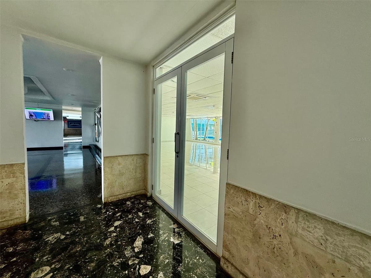 6400 ISLA VERDE AVENUE — photo 25 of 29