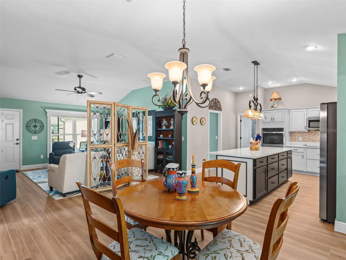 3286 DZURO DRIVE — photo 14 of 49