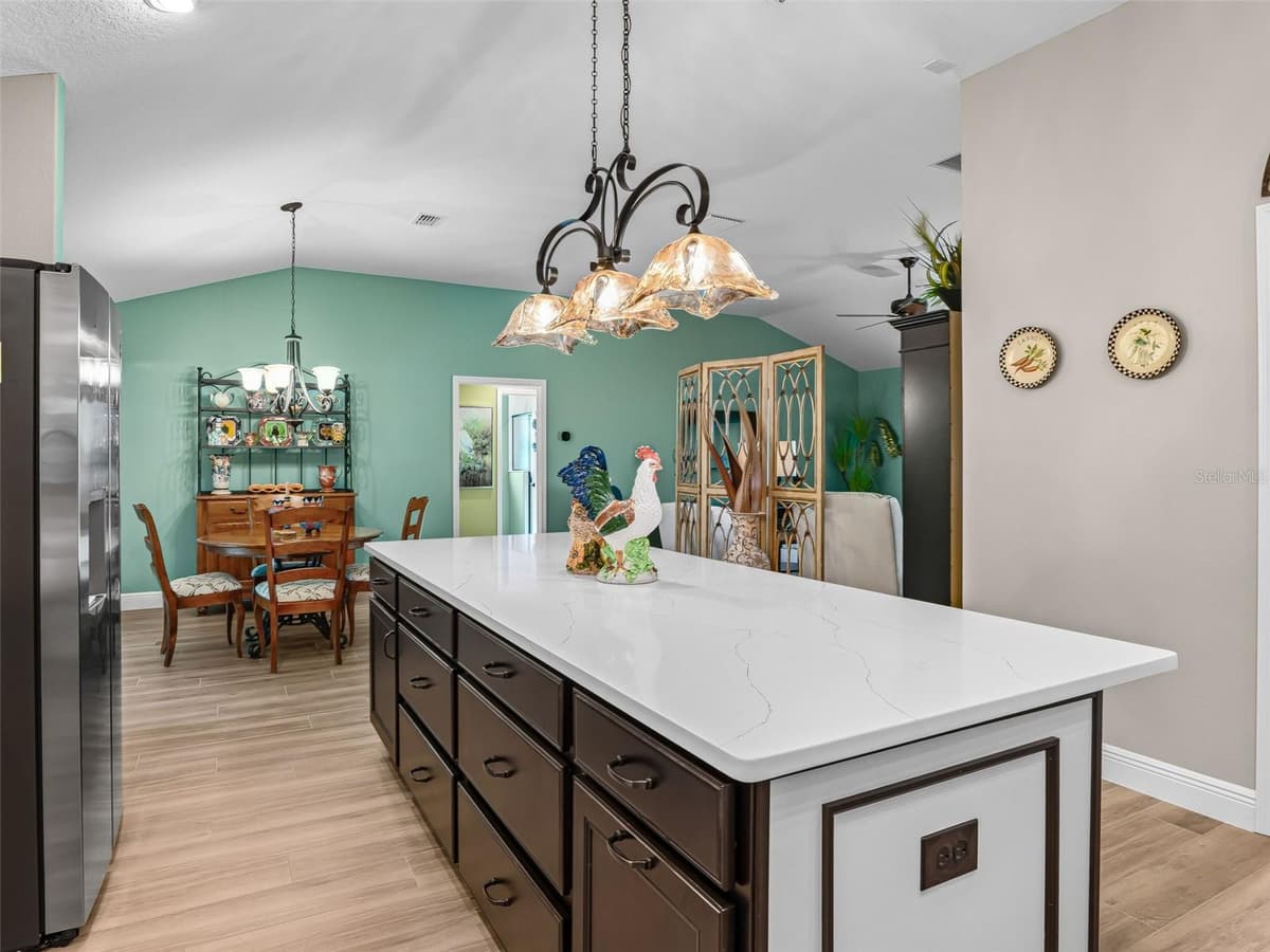 3286 DZURO DRIVE — photo 19 of 49