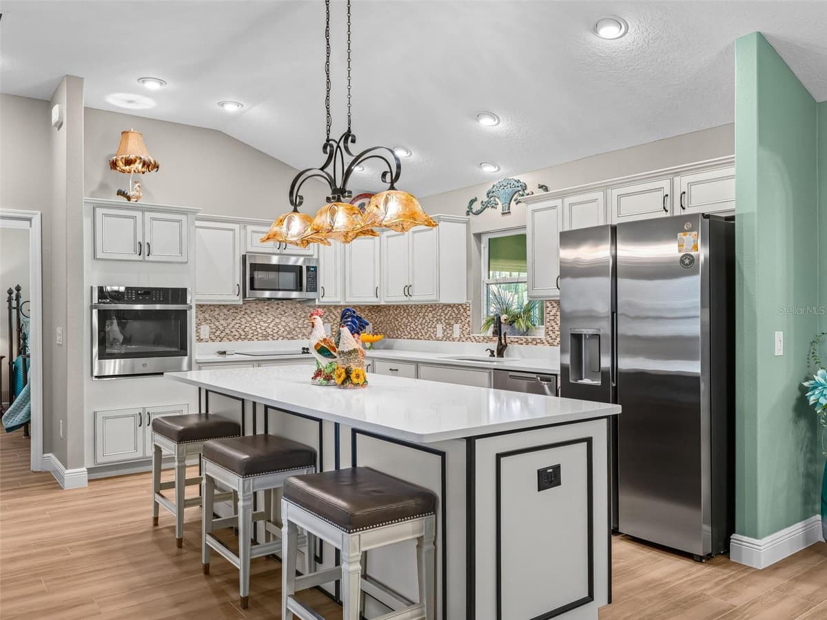 3286 DZURO DRIVE — photo 15 of 49