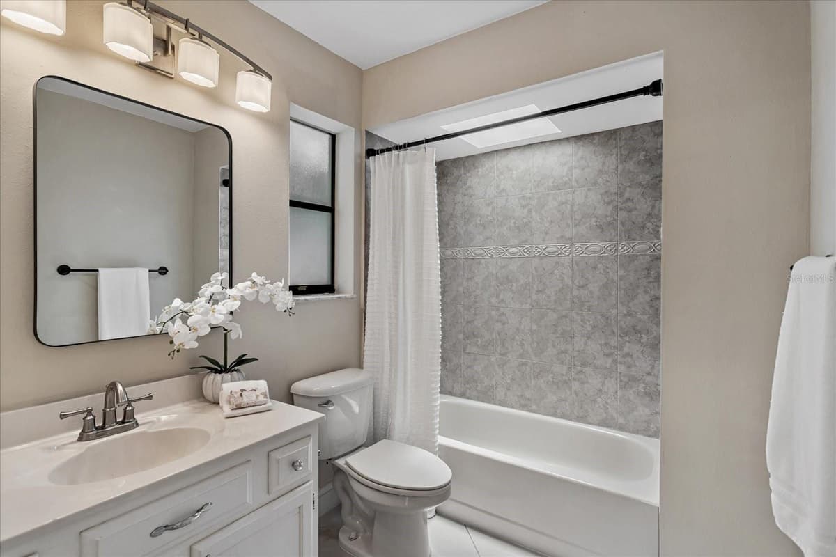 171 SHADOWBAY BOULEVARD — photo 36 of 47