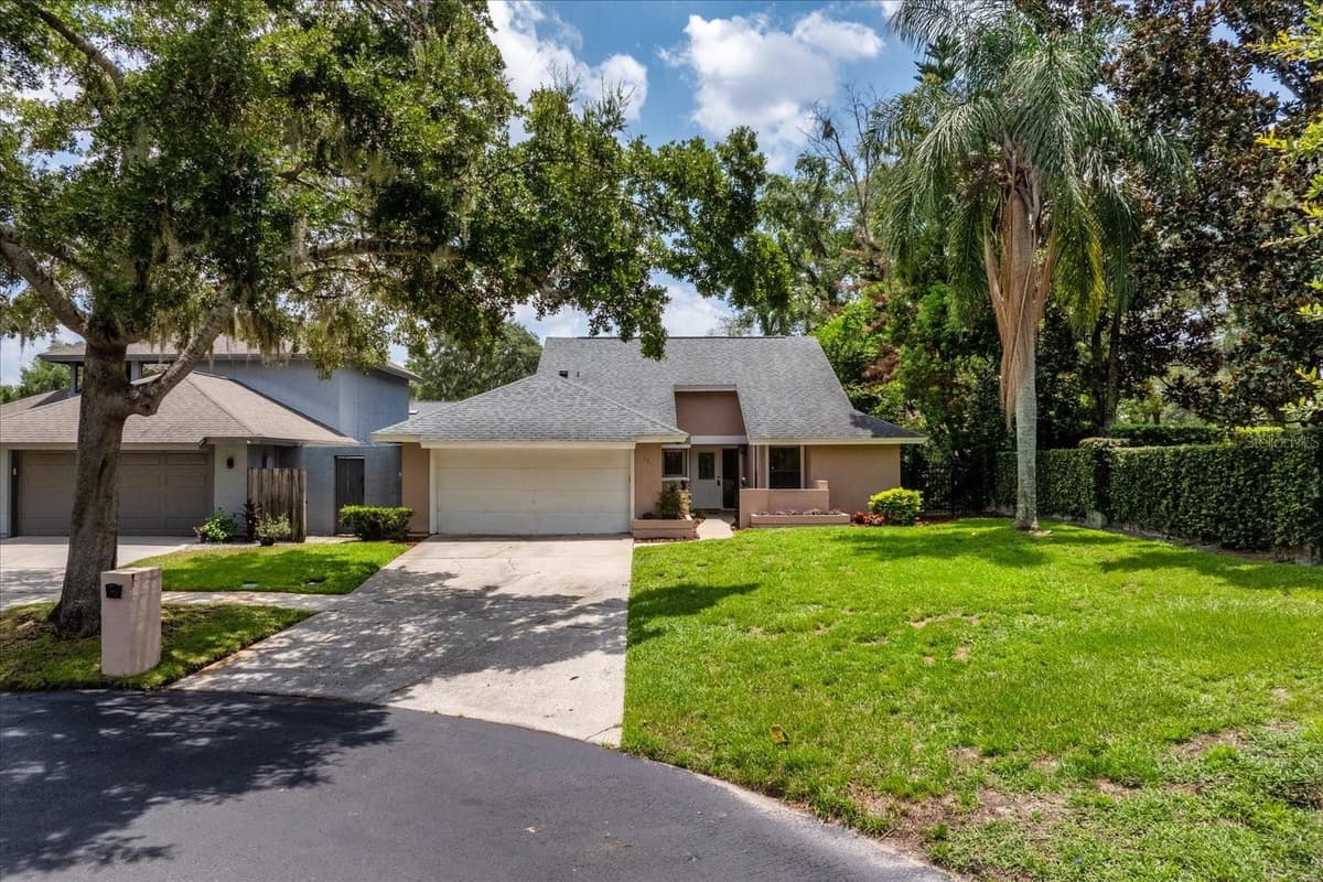 171 SHADOWBAY BOULEVARD — photo 1 of 47