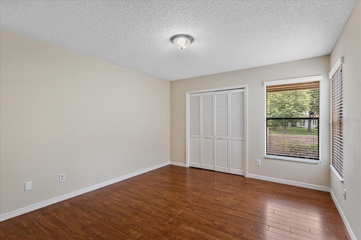 171 SHADOWBAY BOULEVARD — photo 35 of 47
