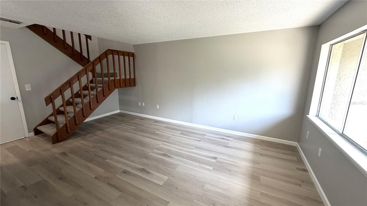 4578 PHEASANT RUN DRIVE — photo 27 of 36