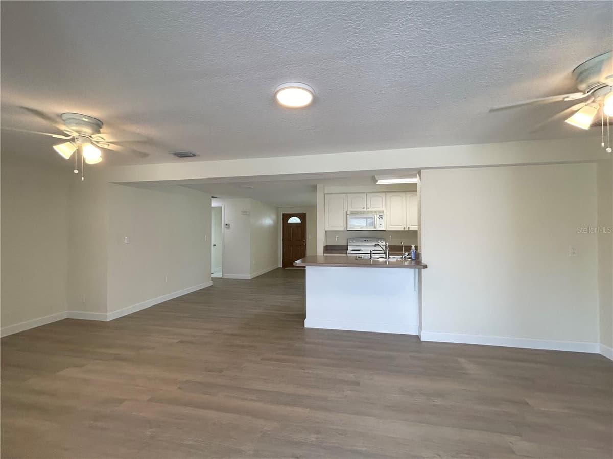 4485 COSTELLO STREET — photo 9 of 45