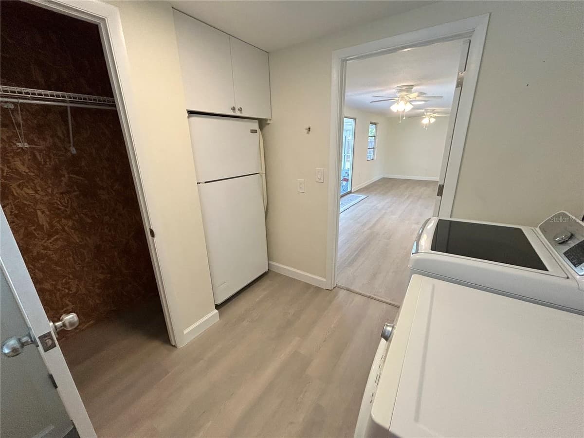 4485 COSTELLO STREET — photo 23 of 45