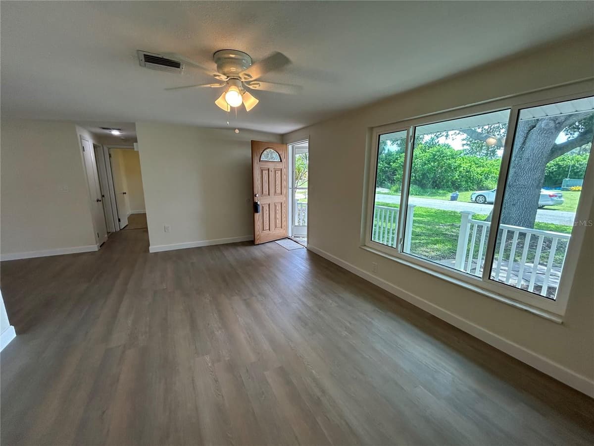 4485 COSTELLO STREET — photo 5 of 45