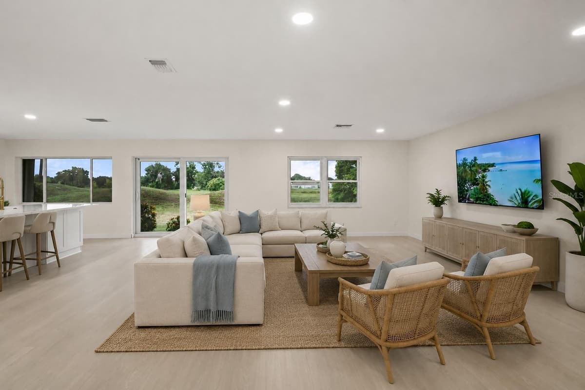 2703 LANCASTER DRIVE — photo 10 of 30