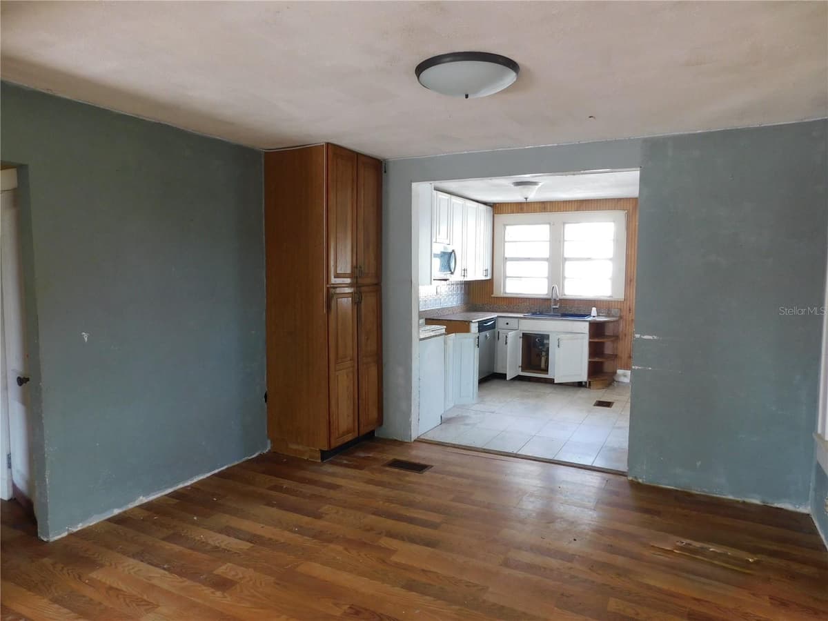 6400 12TH STREET — photo 5 of 36