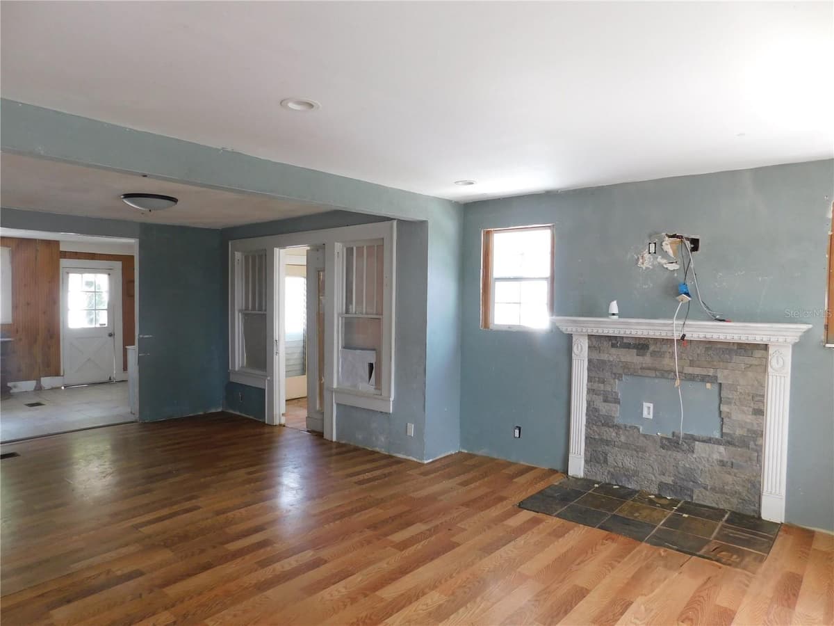 6400 12TH STREET — photo 3 of 36
