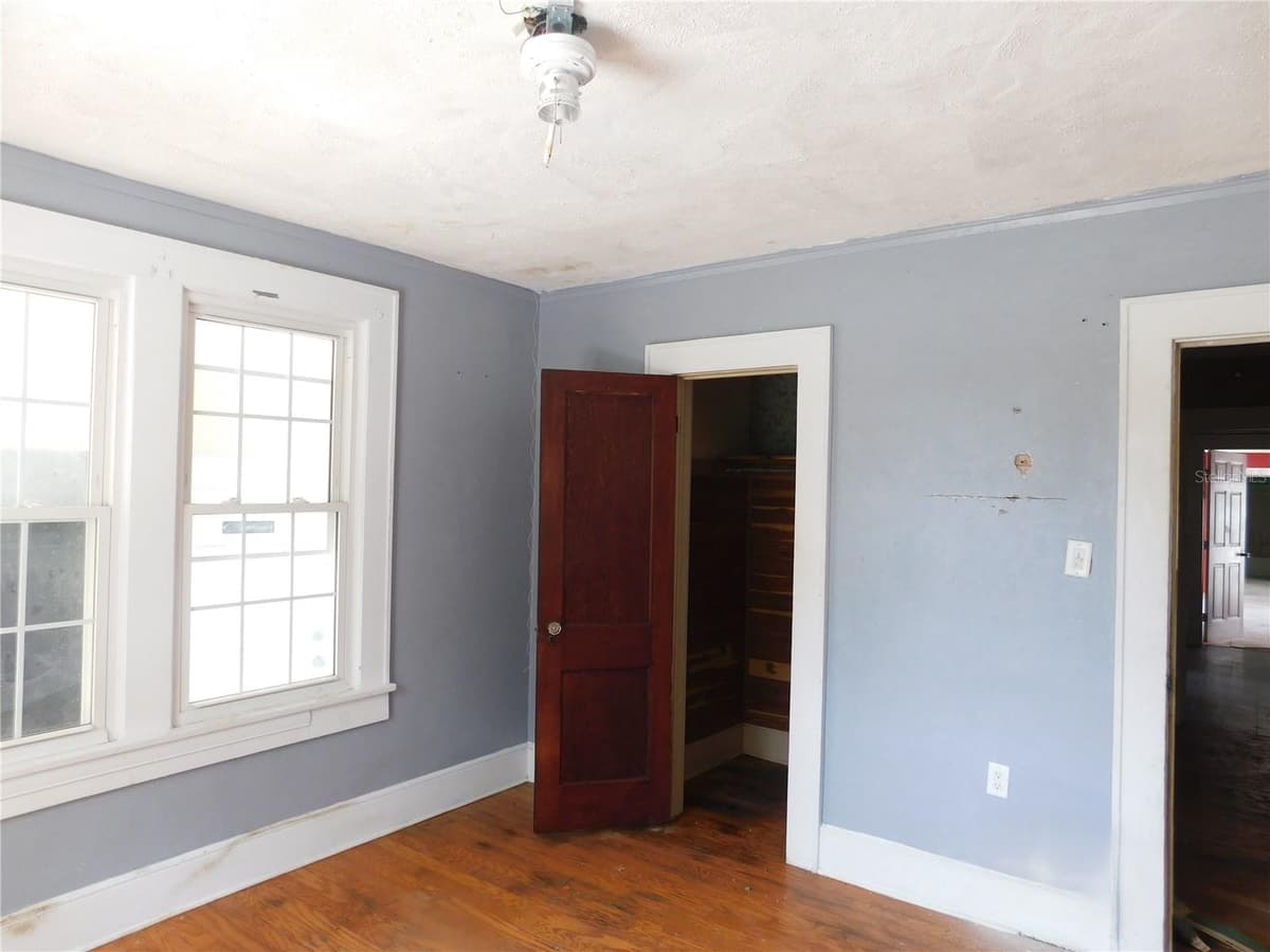 6400 12TH STREET — photo 10 of 36
