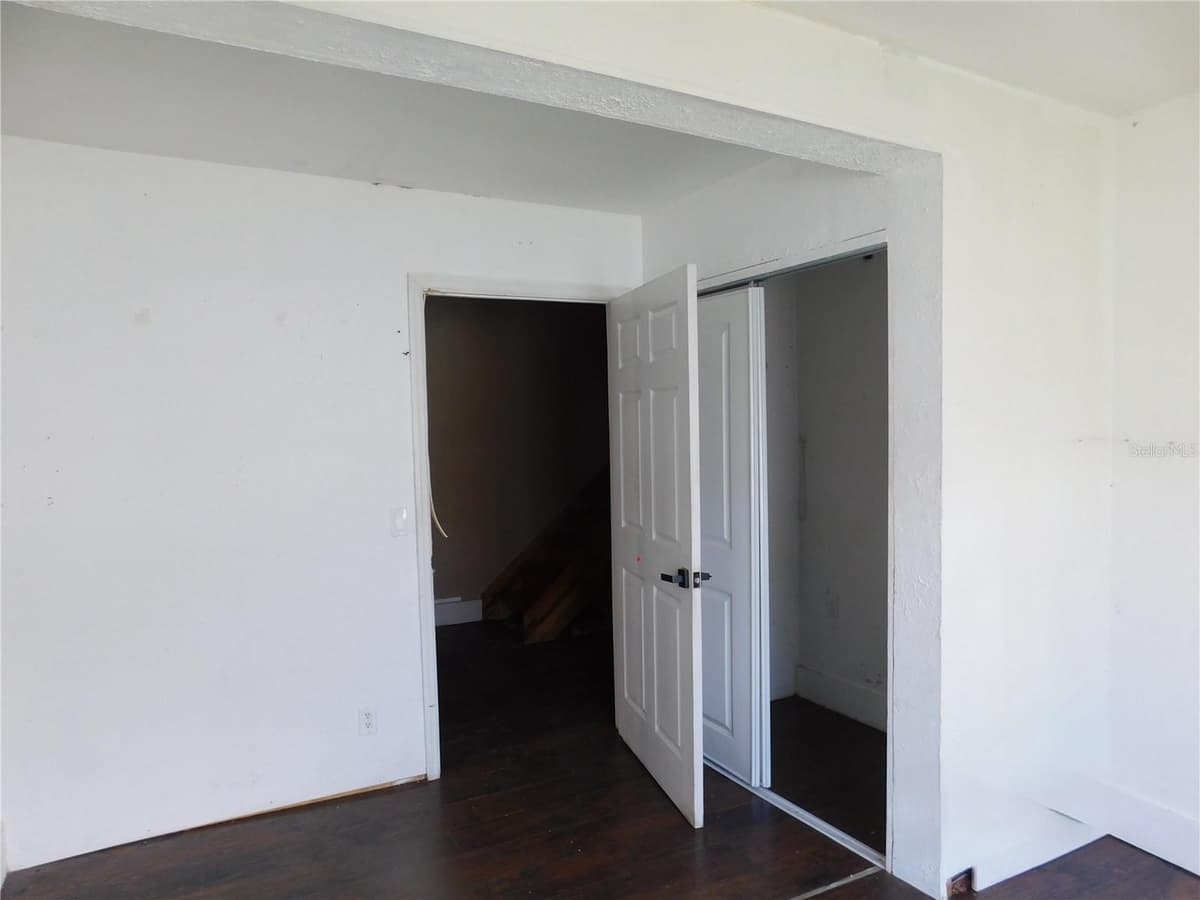 6400 12TH STREET — photo 14 of 36