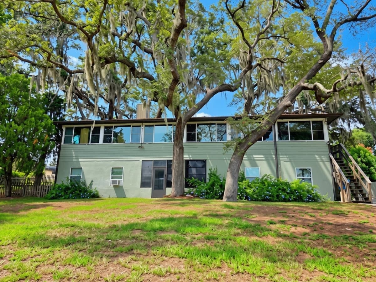 10844 POINCIANA DRIVE — photo 2 of 27