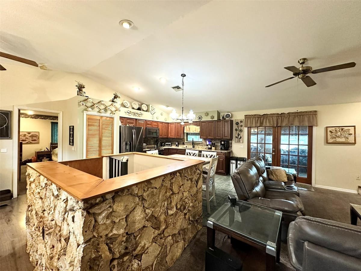 10844 POINCIANA DRIVE — photo 19 of 27