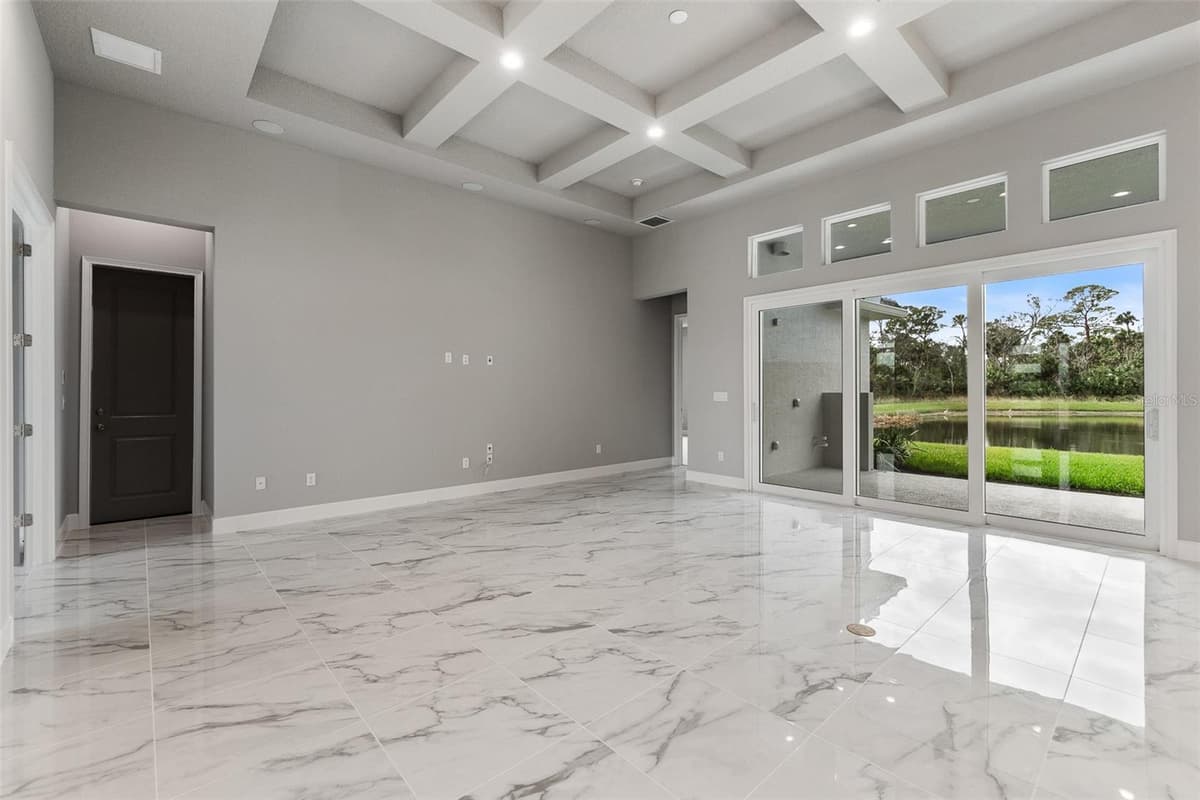 29 CORONADO ROAD — photo 10 of 62