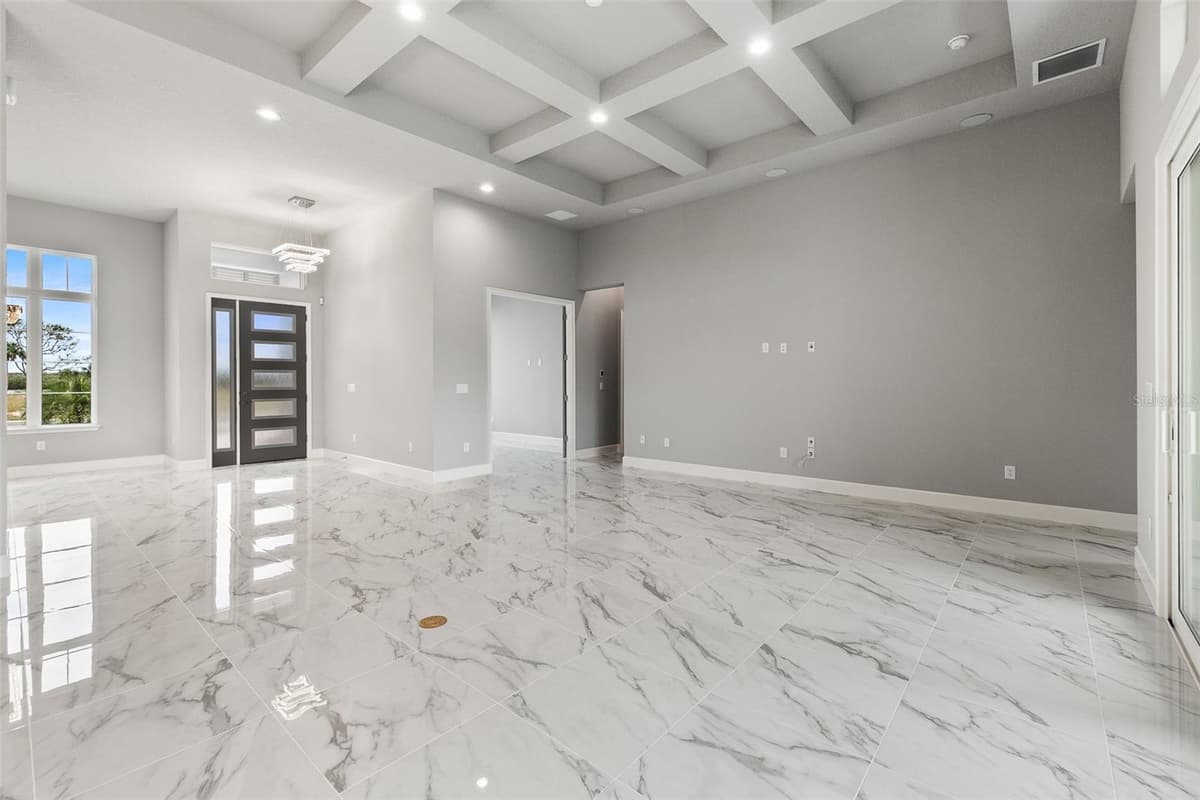 29 CORONADO ROAD — photo 4 of 62