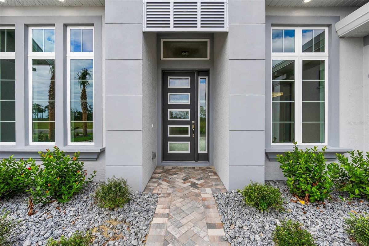 29 CORONADO ROAD — photo 3 of 62