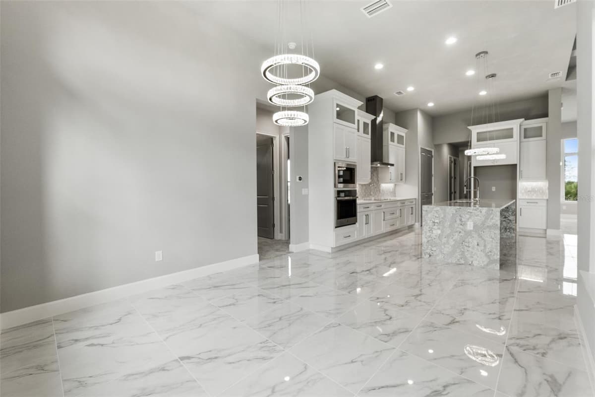 29 CORONADO ROAD — photo 16 of 62