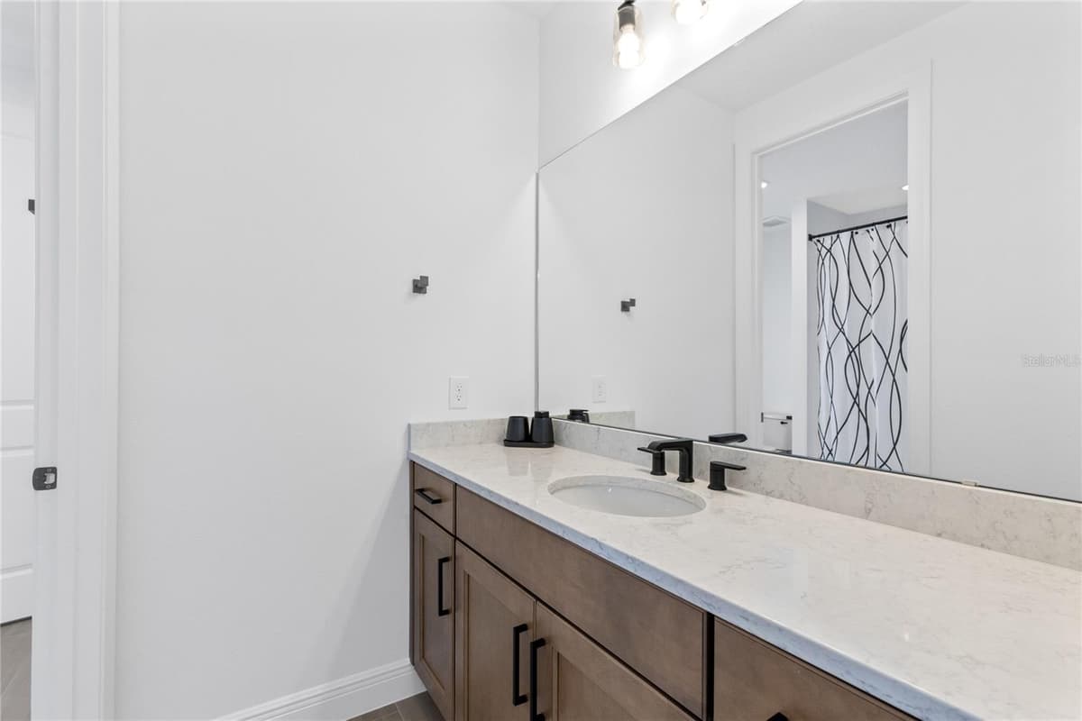 9445 SANTORINI DRIVE — photo 38 of 53
