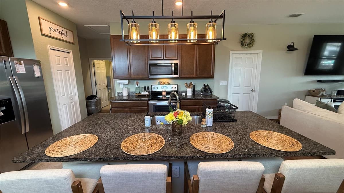 722 LADYFISH LN — photo 6 of 65