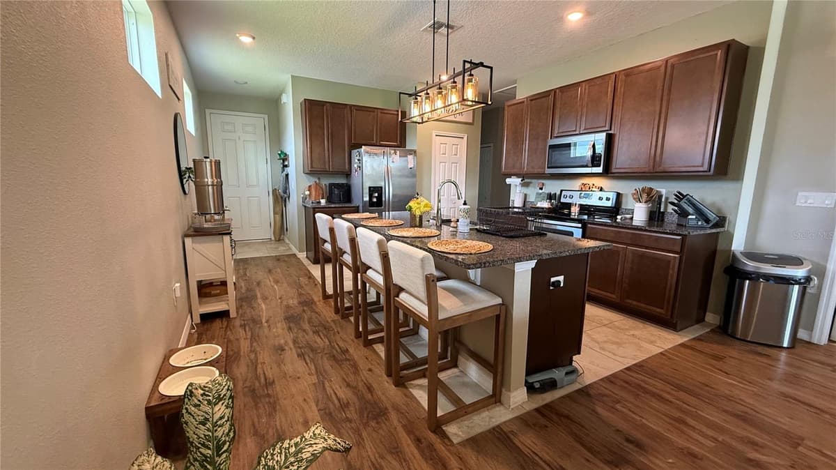 722 LADYFISH LN — photo 9 of 65
