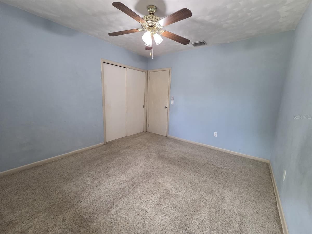2077 DRUID ROAD — photo 34 of 47