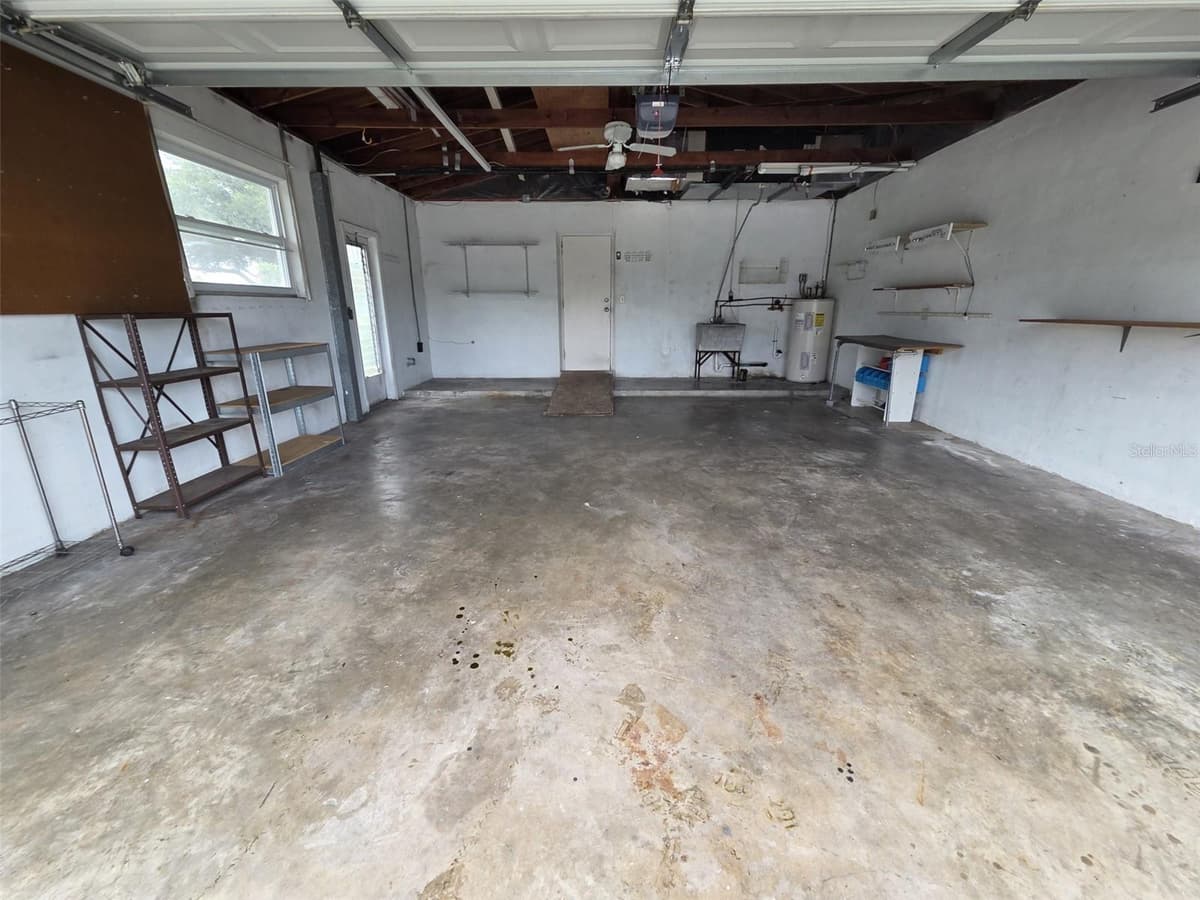 2077 DRUID ROAD — photo 42 of 47