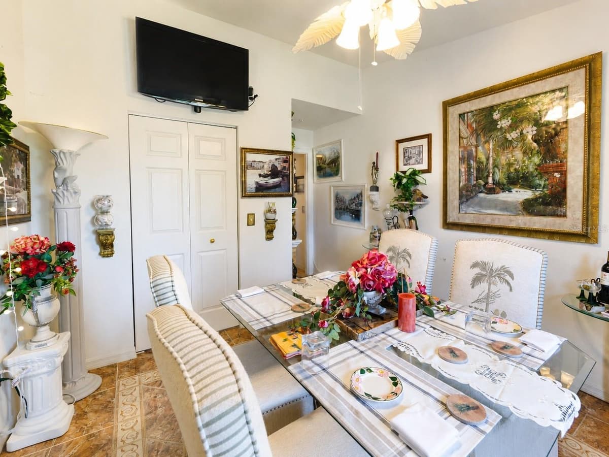 8294 KEY ROYAL CIRCLE — photo 9 of 41