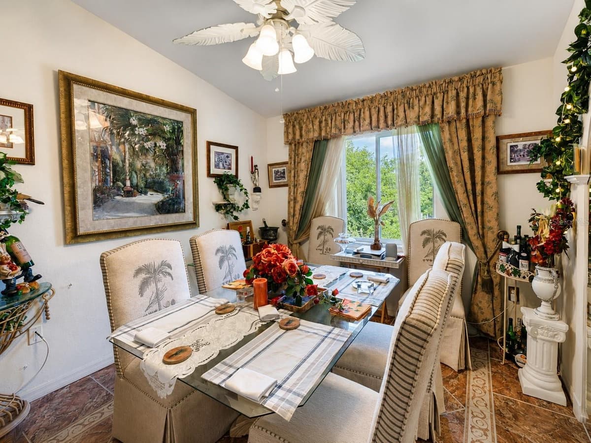 8294 KEY ROYAL CIRCLE — photo 8 of 41
