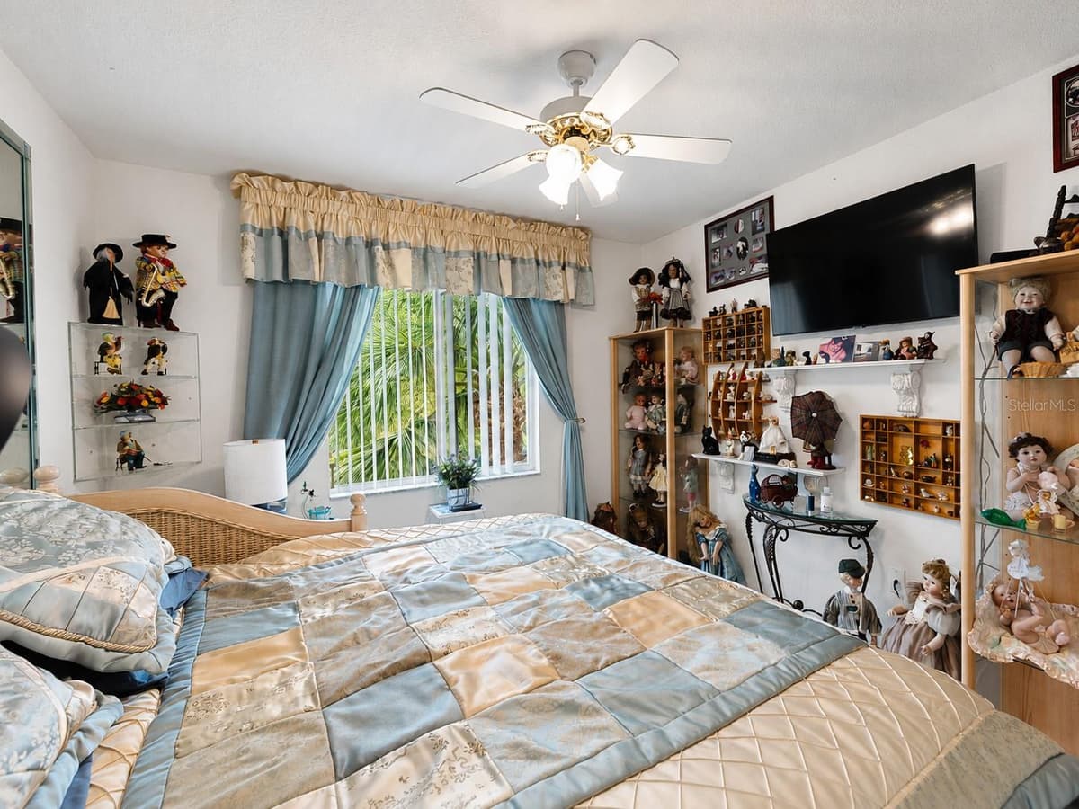 8294 KEY ROYAL CIRCLE — photo 24 of 41
