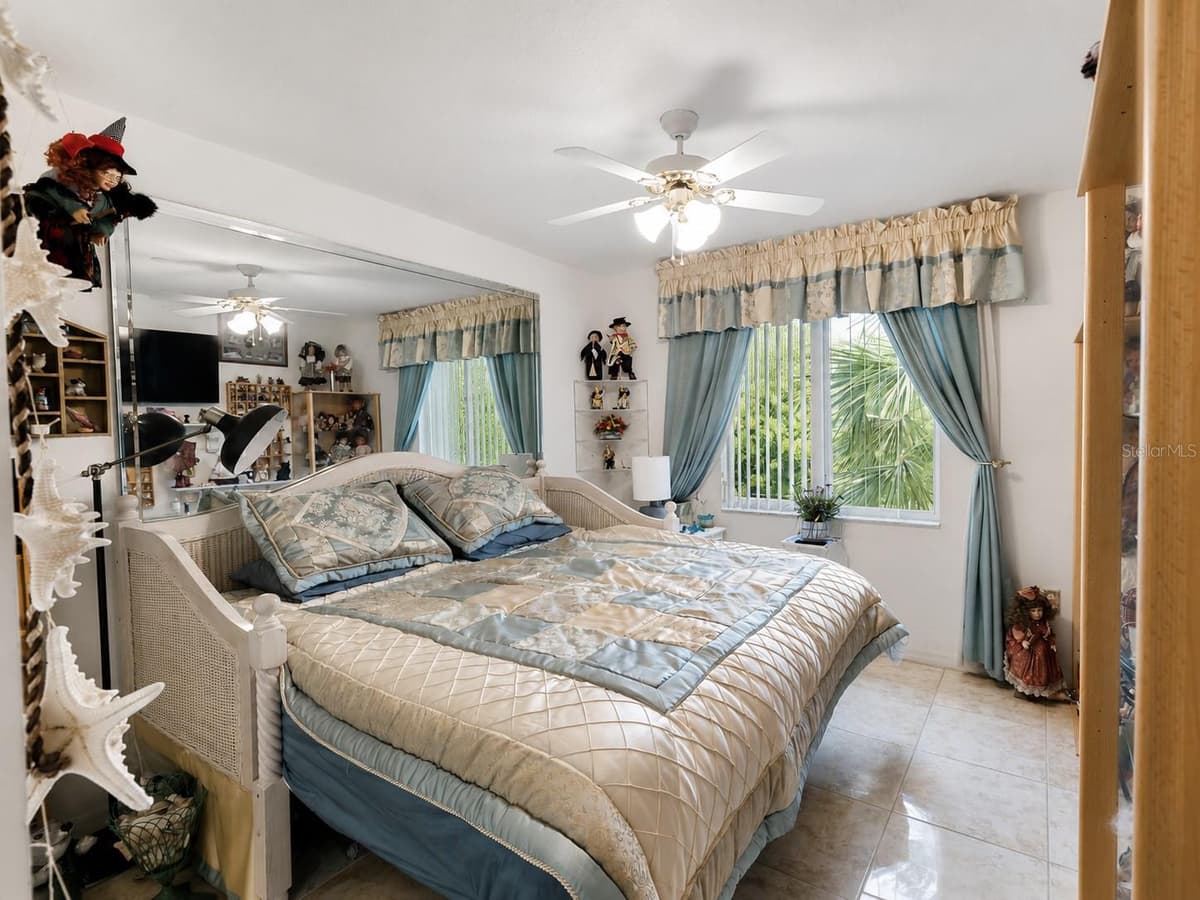 8294 KEY ROYAL CIRCLE — photo 22 of 41